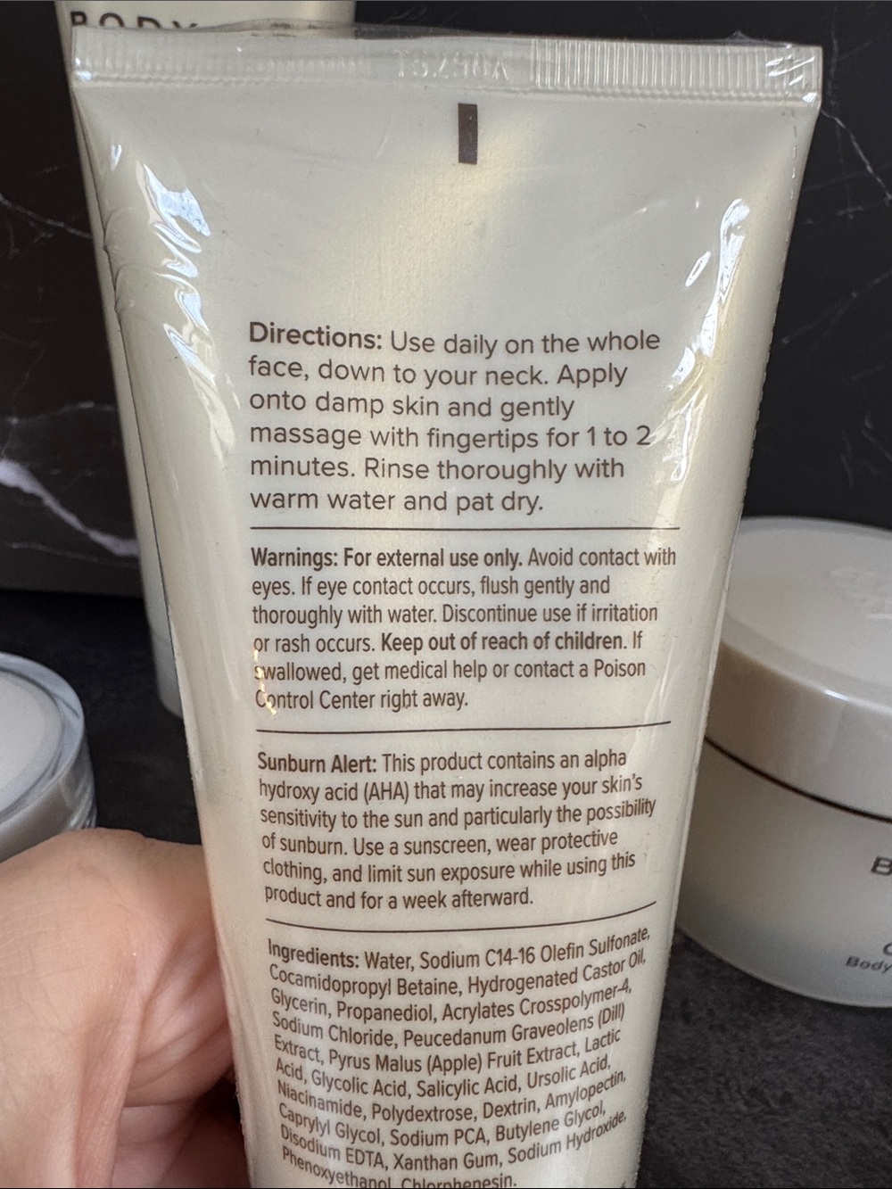 Crêpe Erase® Body Repair Treatment - White - Picture 7 of 8